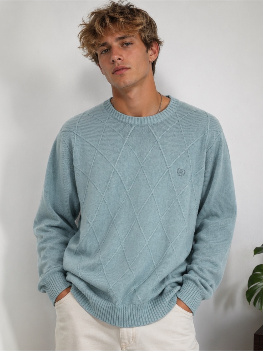 ✨ IZOD Men’s Sweater – Classic & Polished ✨